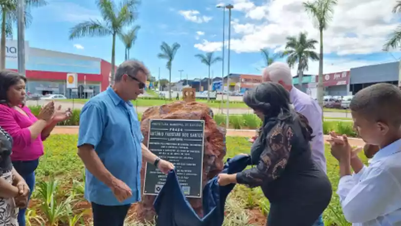Itaminas presenteia Sarzedo com uma linda praça 3